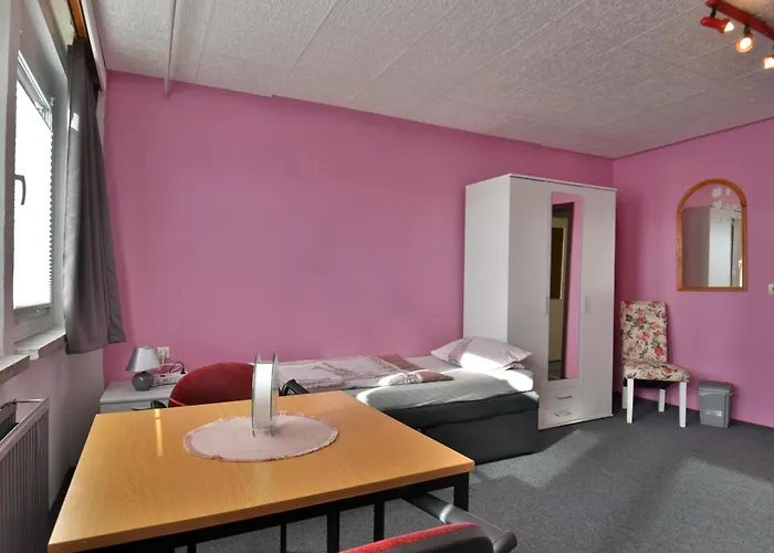 Monteurwohnung Steinsfeld * Suhl