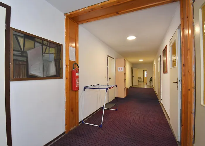 Monteurwohnung Steinsfeld Apartman *